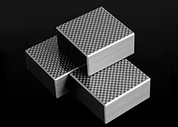 Eau Rouge CFRP+ Aluminium-Honigwabenstruktur Isolator ER-BEEZ mini