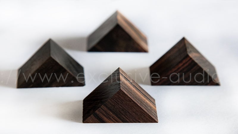 Yamamoto Akikōgei PB-22, 4er Set, dreieckiger Sockel aus Ebenholz