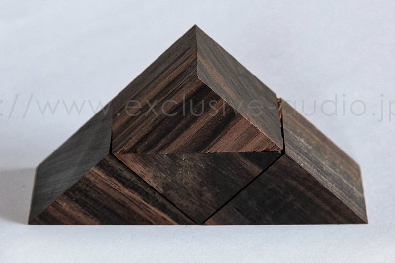 Yamamoto Akikōgei PB-22, 4er Set, dreieckiger Sockel aus Ebenholz