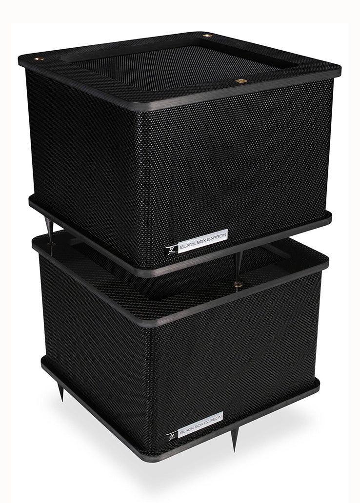 Synergistic Research Black Box Carbon en carbone, dispositif de réglage des basses
