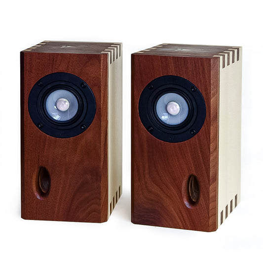 MarkAudio MicroNC5_UTAG_Walnut Bookshelf Speakers, Set of 1